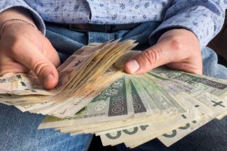 Refinansowanie kredytu gotówkowego – kiedy się opłaca? Studium przypadku