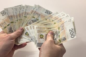 Szybki kredyt dla studenta. Życie studenckie wiąże się z licznymi wydatkami, które często przewyższają możliwości finansowe młodych ludzi.